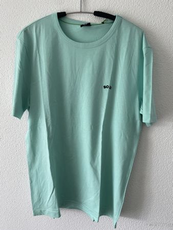 Mintfarbenes Hugo Boss T-Shirt, Grösse M, Neuwertig!