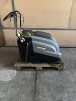 Kärcher Professional Kehrmaschine gebraucht funktionsfähig