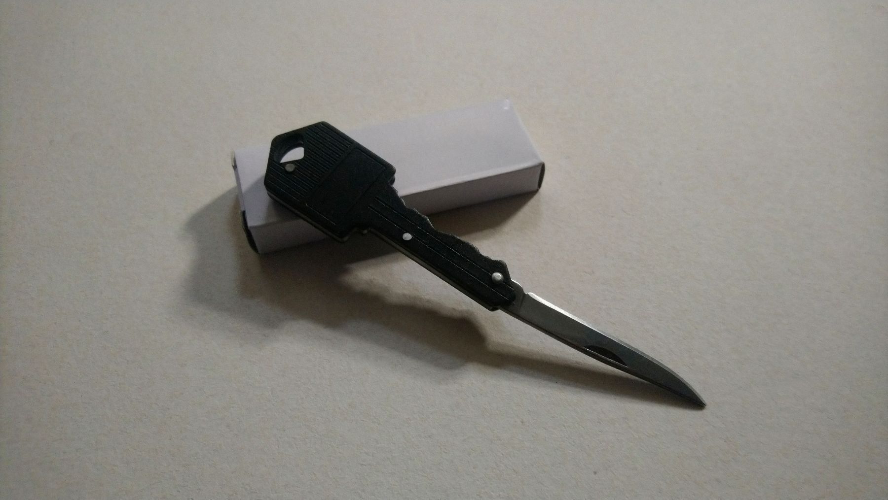 Taschenmesser: Taschenmesser Schlüssel-Messer Schwarz – Neu und originalverpackt aus Ettingen von flouleFM