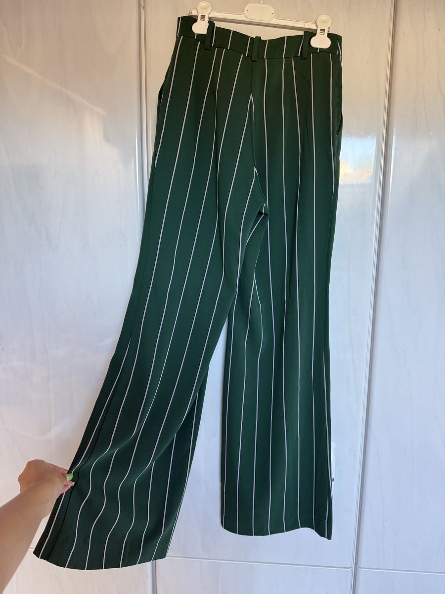 H&M Pantaloni: Stoffhose – Usato da Rechthalten venduto da Fionafionafiona123 1