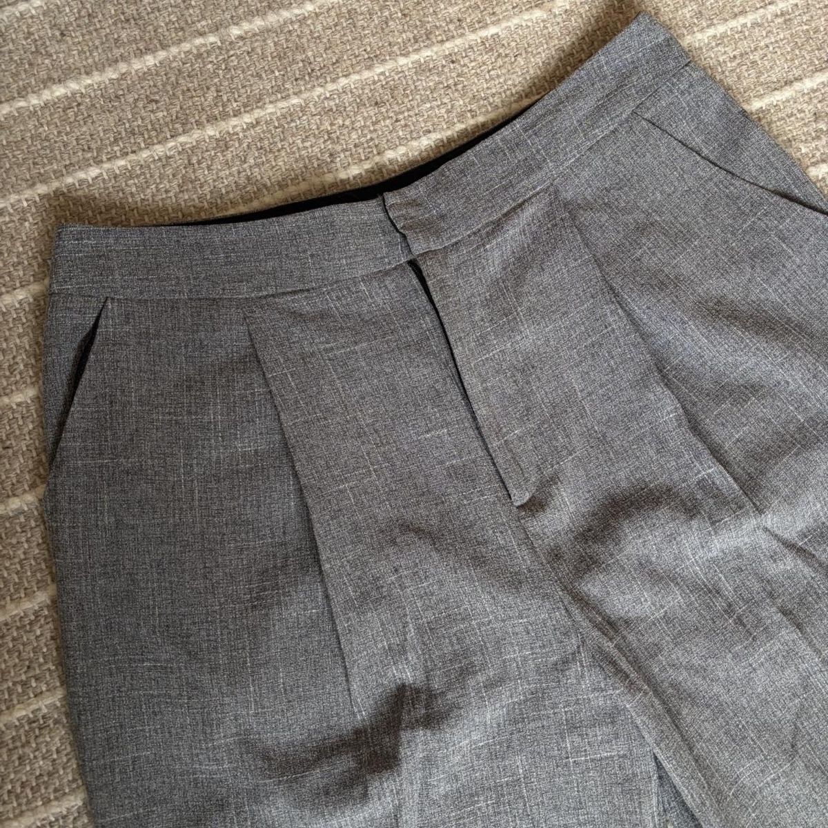Pantaloni: Grey Pleated Trousers - Size M - Light Before Dark – Usato da Winterthur venduto da nadjaaa17 3