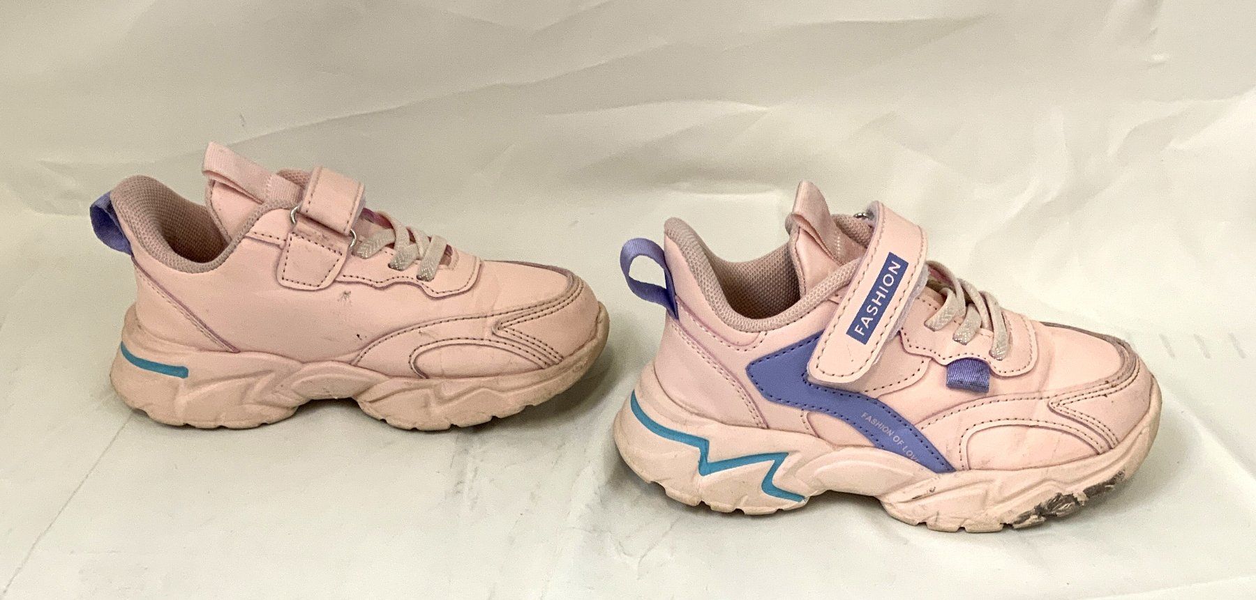 Chaussures filles: Mädchenturnschuhe – D'occasion à Zürich par Drahtzug