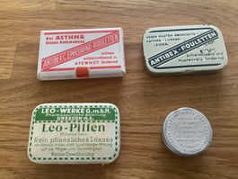 Alte Pillenschachteln