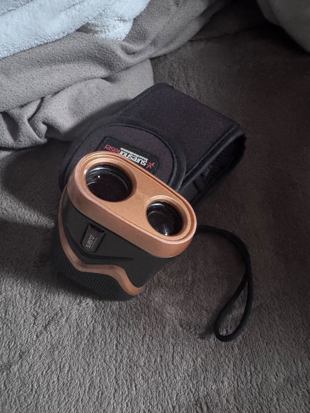 Misurare: Télémètre de golf laser . – Usato da Fontaines-Grandson venduto da ber_dtp7 2
