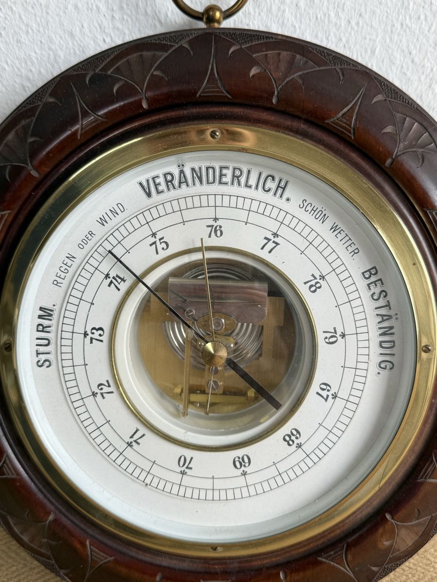 Altri elettrodomestici e apparecchi d’epoca: Grosser alter Aneroid Barometer Wandbarometer – Usato da Konolfingen venduto da petzipetz 1