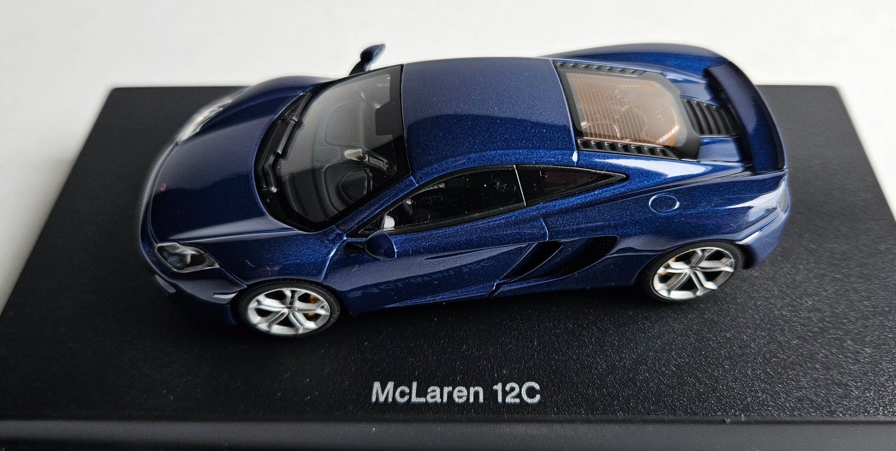 Autoart Modellautos: 1/43 McLaren 12C AutoArt – Neu und originalverpackt aus Goldach von P.X.A. 2