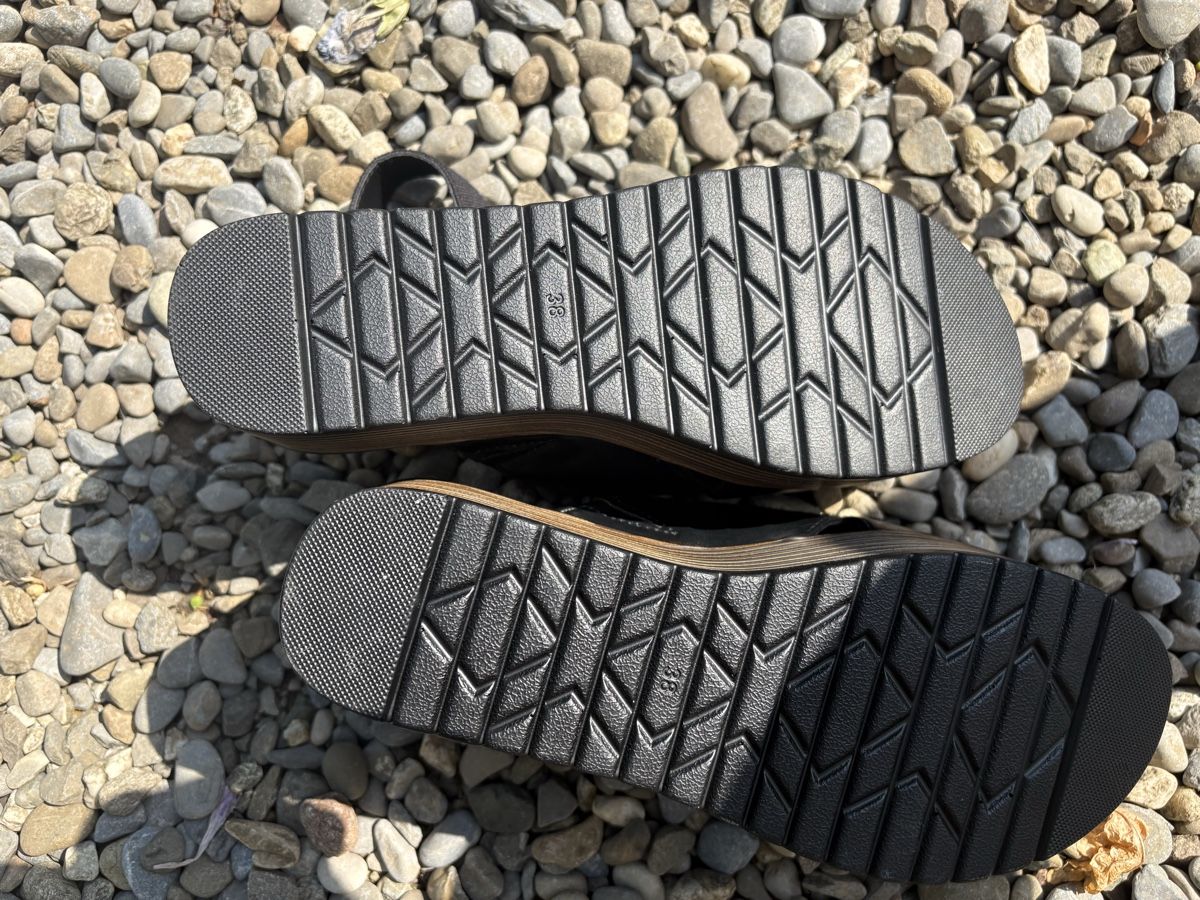 Damenschuhe: Sandalen Gr. 38 – Gebraucht aus Baden von jdif 3