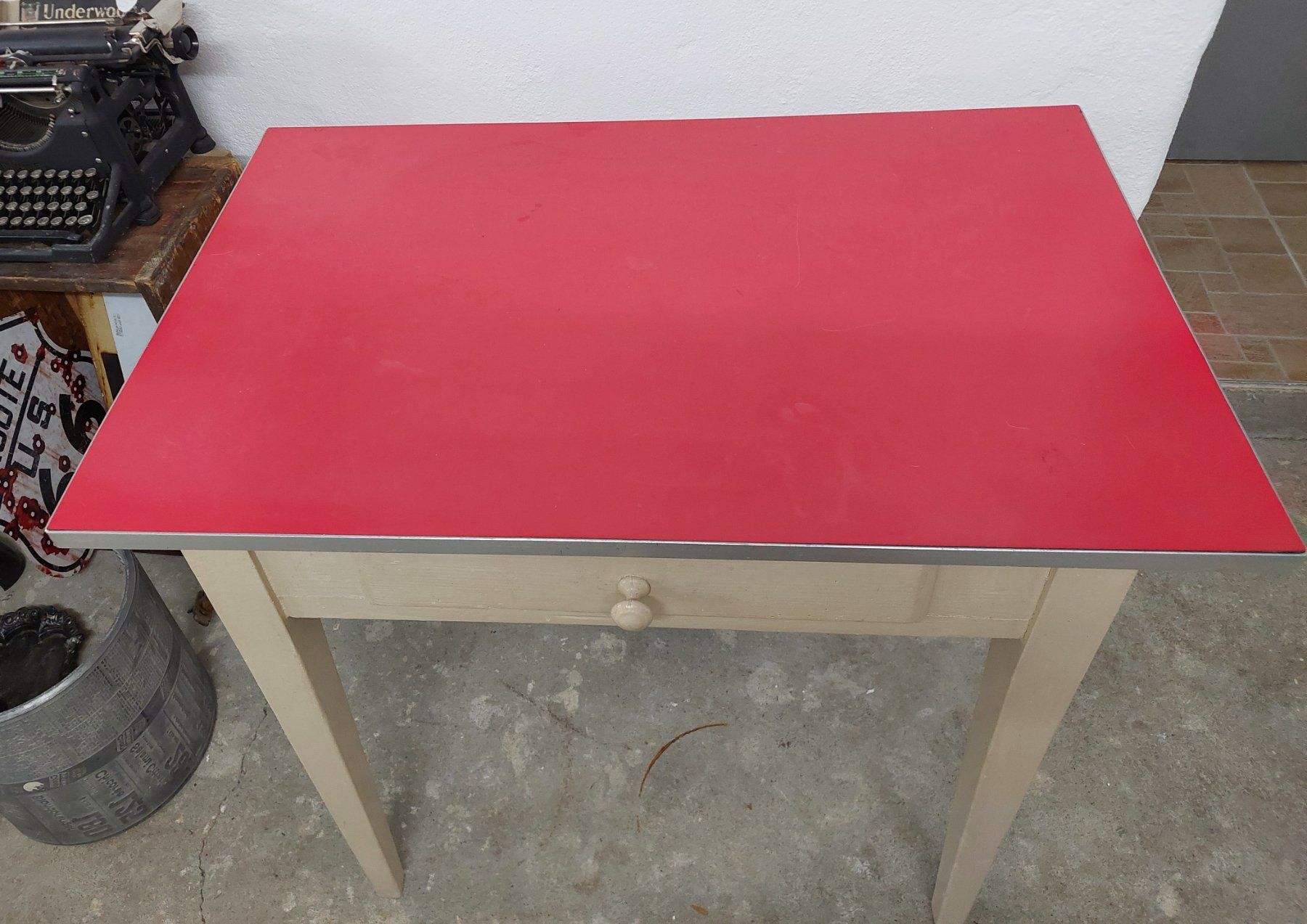 Tavoli: Designklassiker- Antiker Küchentisch – Usato da Siblingen venduto da rantiques 2