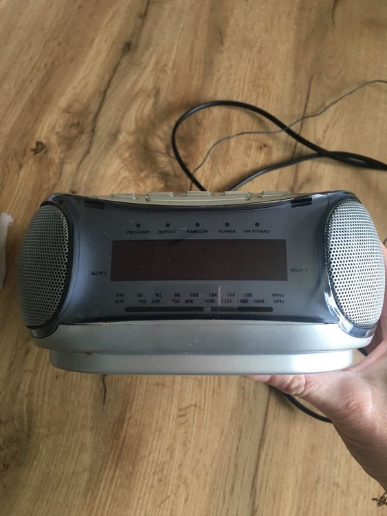 radio réveil avec lecteur cd