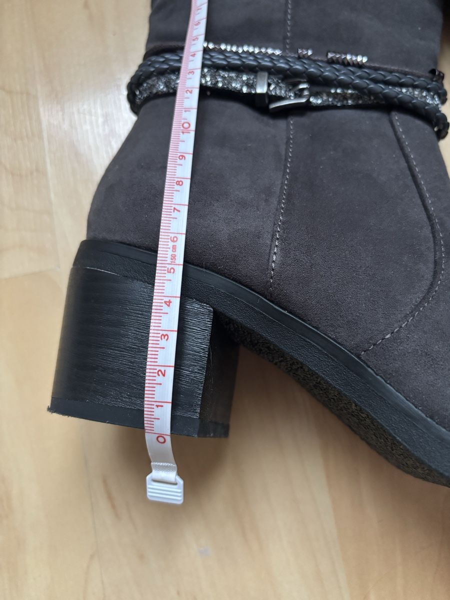 Scarpe da donna: Bottes hautes aspect daim gris, taille 37 parfaites! – Usato da Aigle venduto da Barbiette 4