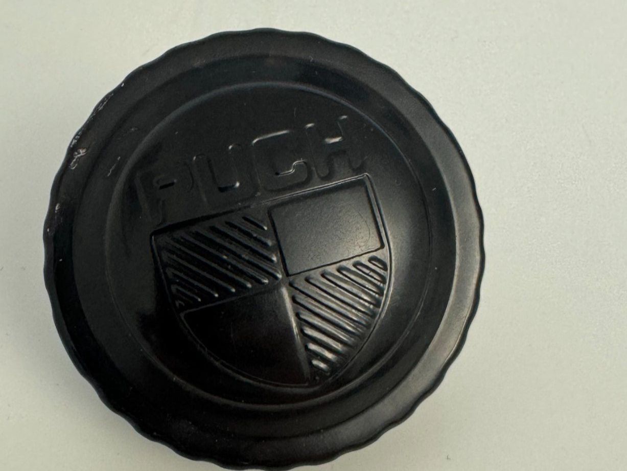 Puch Mofa-Ersatzteile: Tankdeckel ''Puch'' Bajonett 30mm schwarz – Gebraucht aus Bettwiesen von gschwellti007