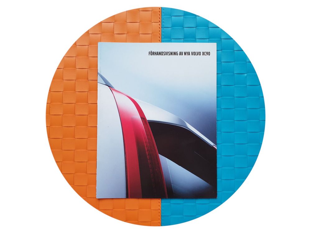 Revues & Magazines: VOLVO XC90 - Prospekt / Katalog / Broschüre – D'occasion à Viganello par CARLiteratur
