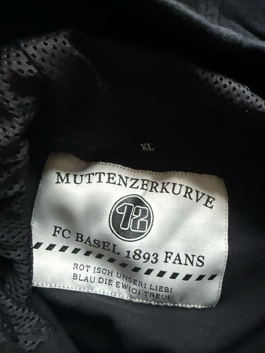 Maglioni & Felpe: FCB Muttenzerkurve Pullover Grösse XL – Usato da Bern venduto da jan_l28t 1