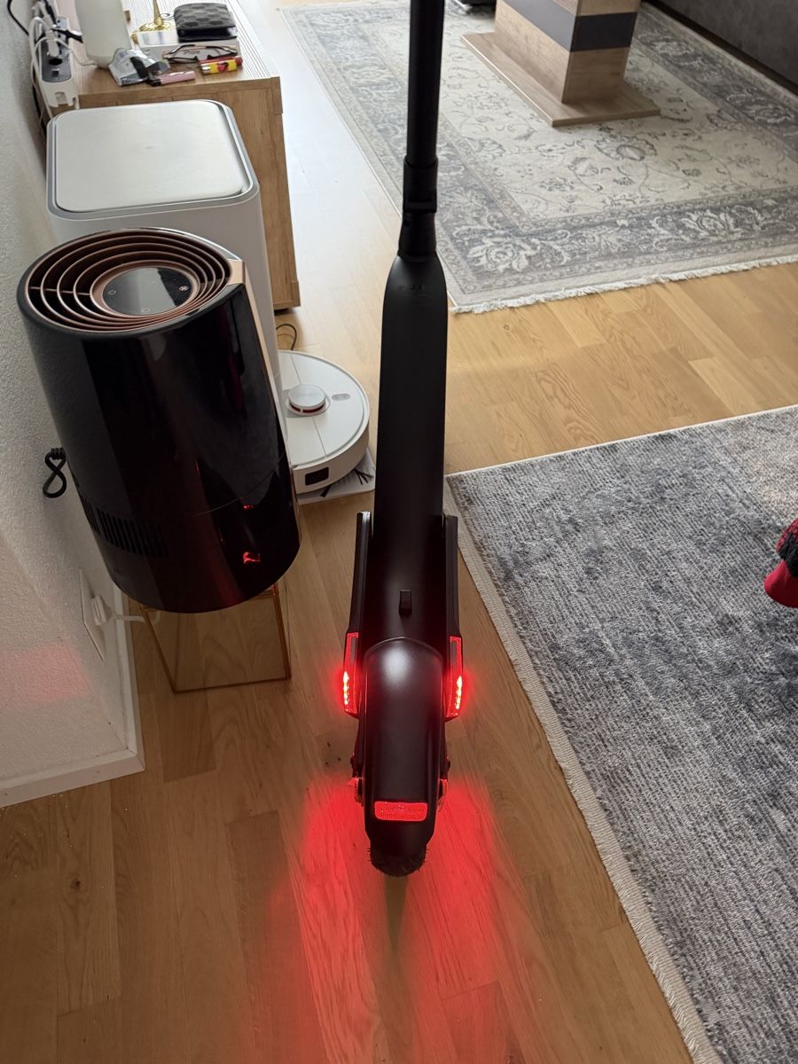 Scooters: Pure x McLaren E-Scooter – Neu (gemäss Beschreibung) aus Zofingen von Apples2000 3