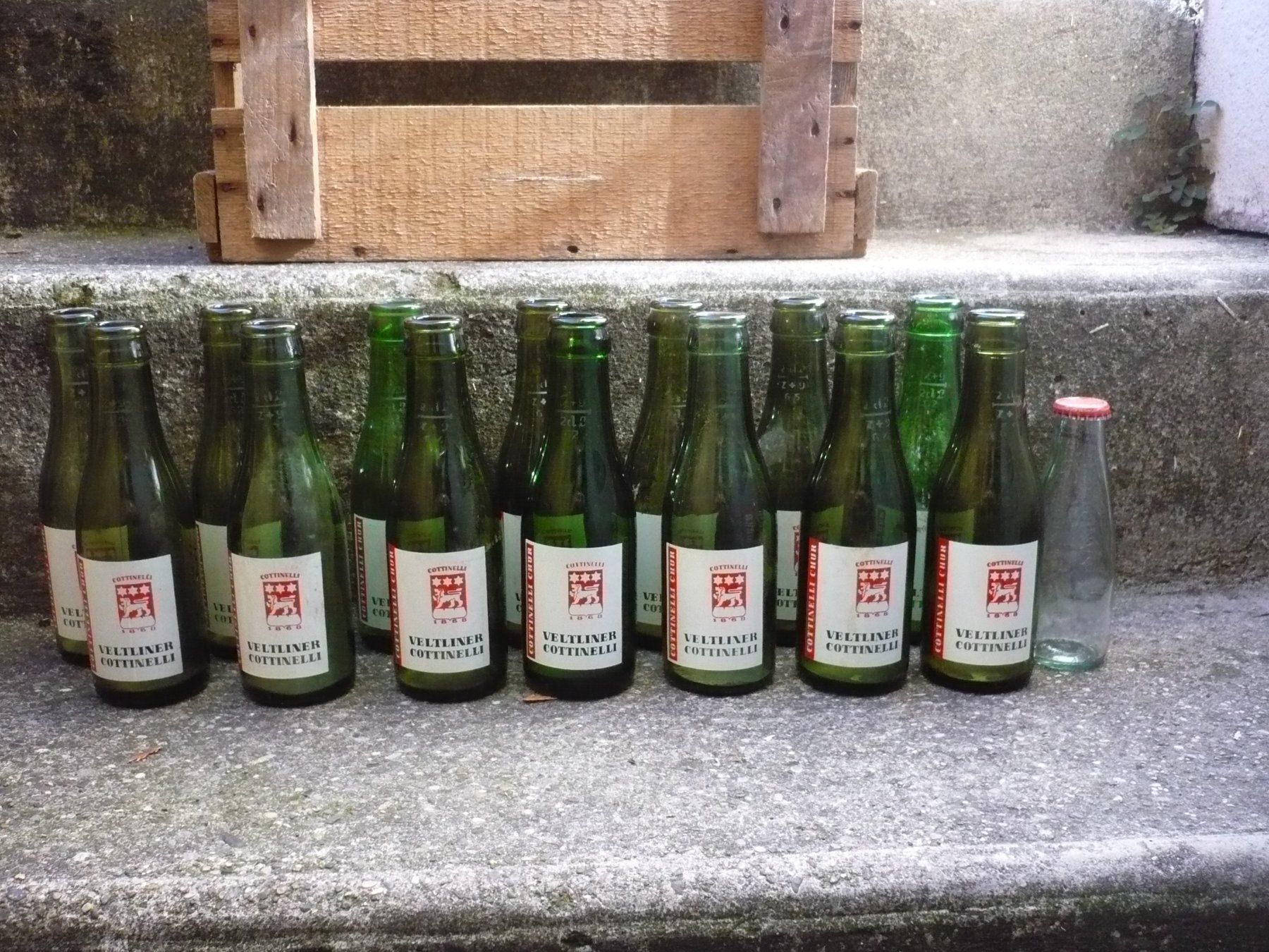 Bouteilles: VELTLINER COTTINELLI CHUR – D'occasion à Biberist par Urmel 2