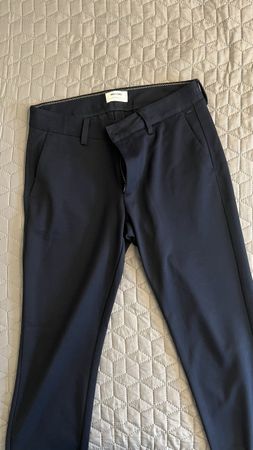 Elegante Herren Stoffhose Grösse 32/34 dunkelblau