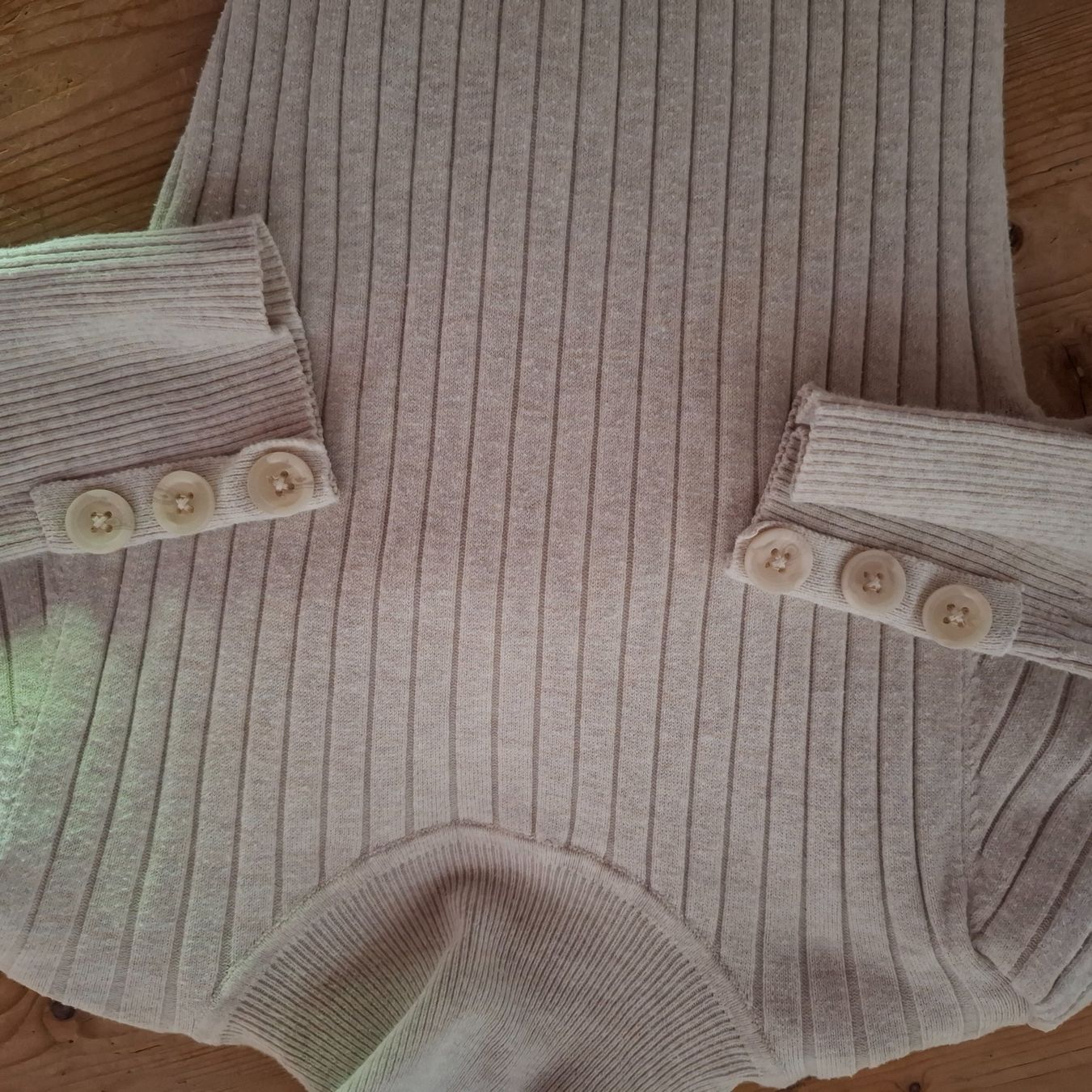 Vestiti: geripptes enges Kleid beige – Usato da st.gallen venduto da mona3 2