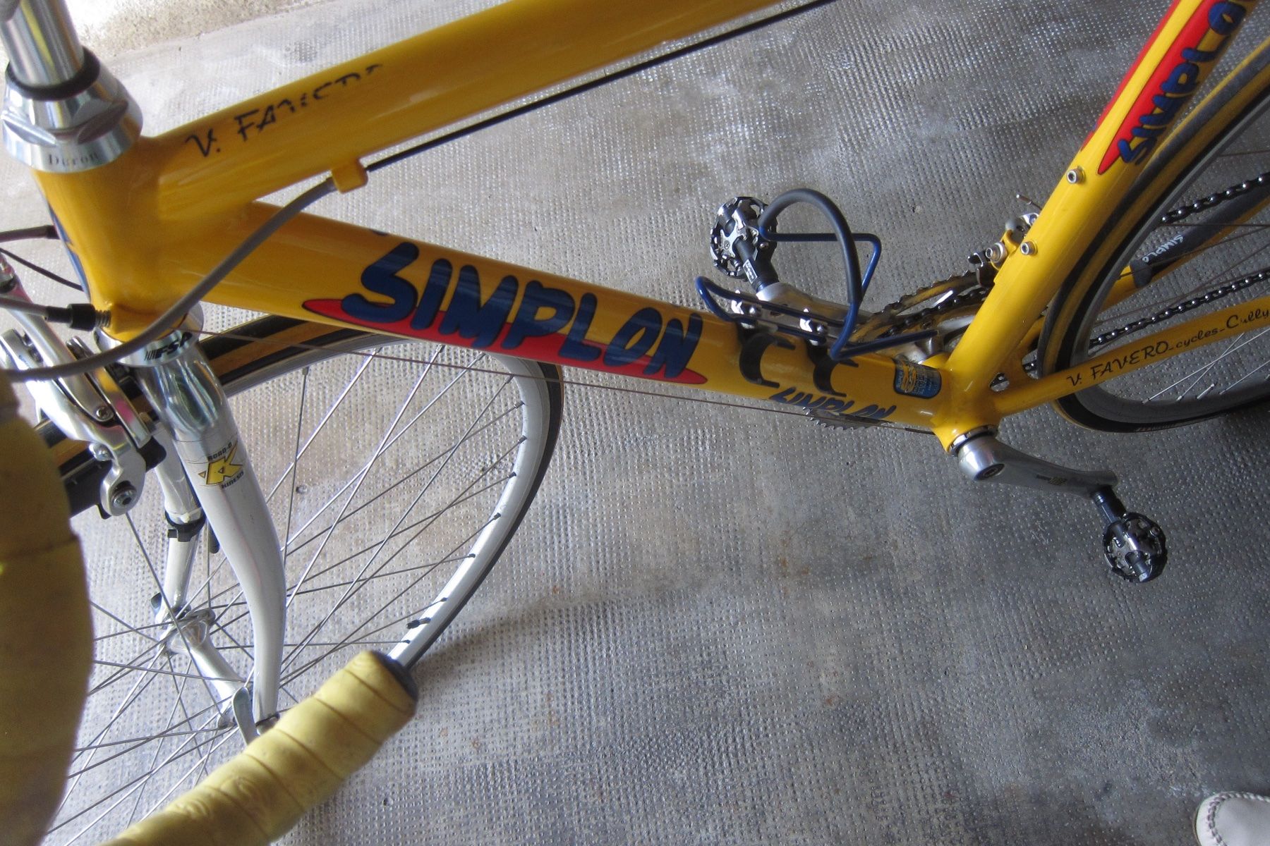 Simplon Biciclette: 1 vélo de course "Simplon" modèle Kronos – Usato da La Tour-de-Peilz venduto da amjust 3