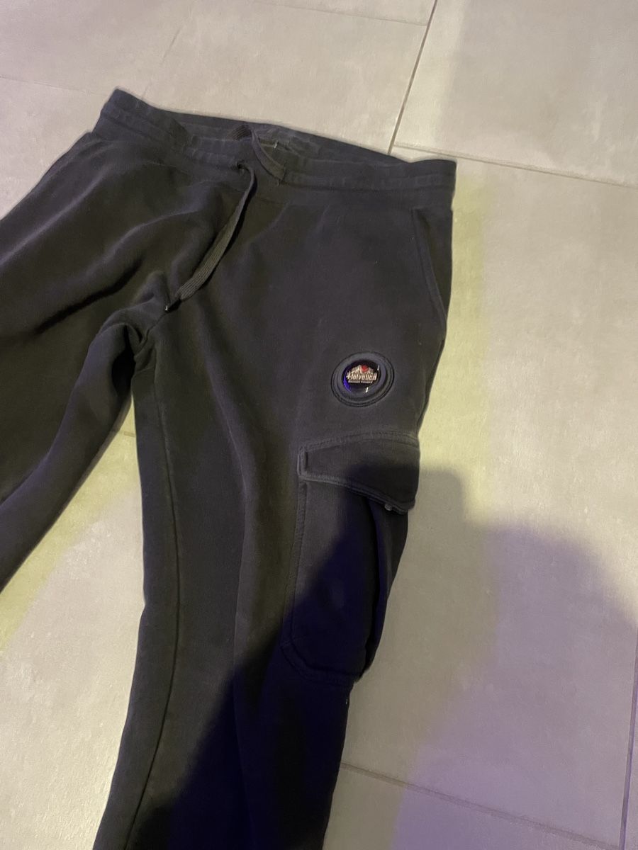 Hosen: Helvetica pantalon Noir Cargo – Gebraucht aus Saxon von Diboyzz 1