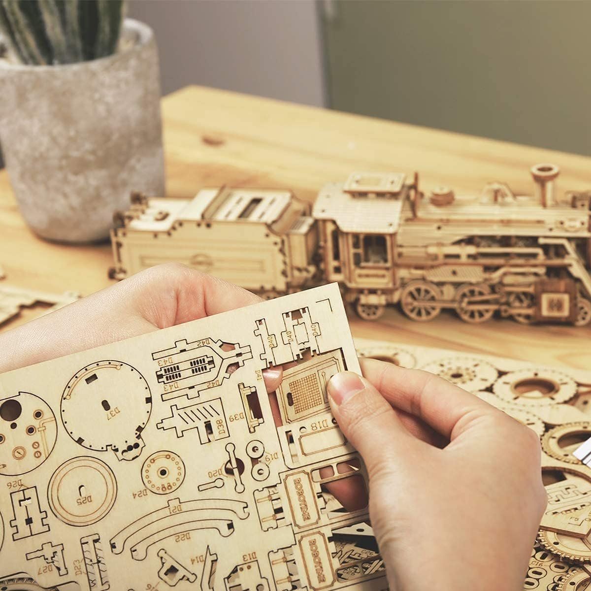 Puzzle: 3D Puzzle Dampflokomotive Holzpuzzle – Nuovo e nell'imballaggio originale da Châtelaine venduto da topshop.switzerland 6