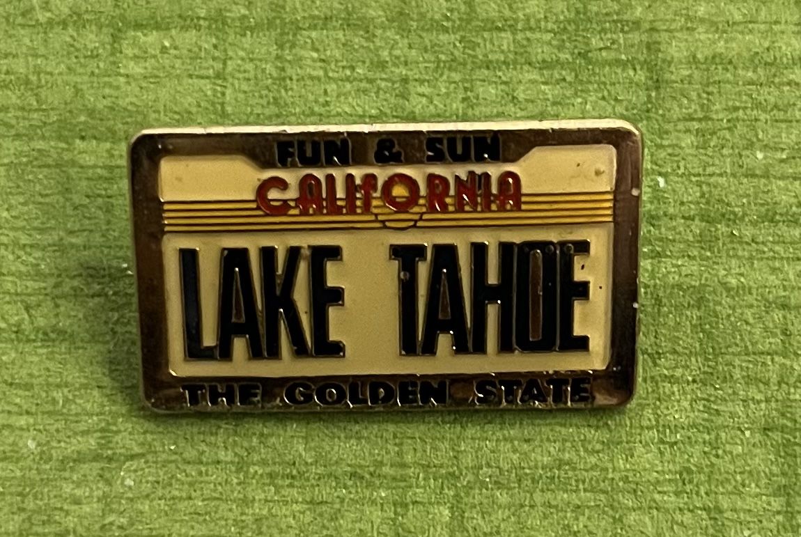 Placchette & Badge: California Pin – Usato da Itingen venduto da Bebbi6569