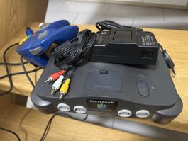 Original Nintendo 64 Konsole aus Japan mit blauem Controller