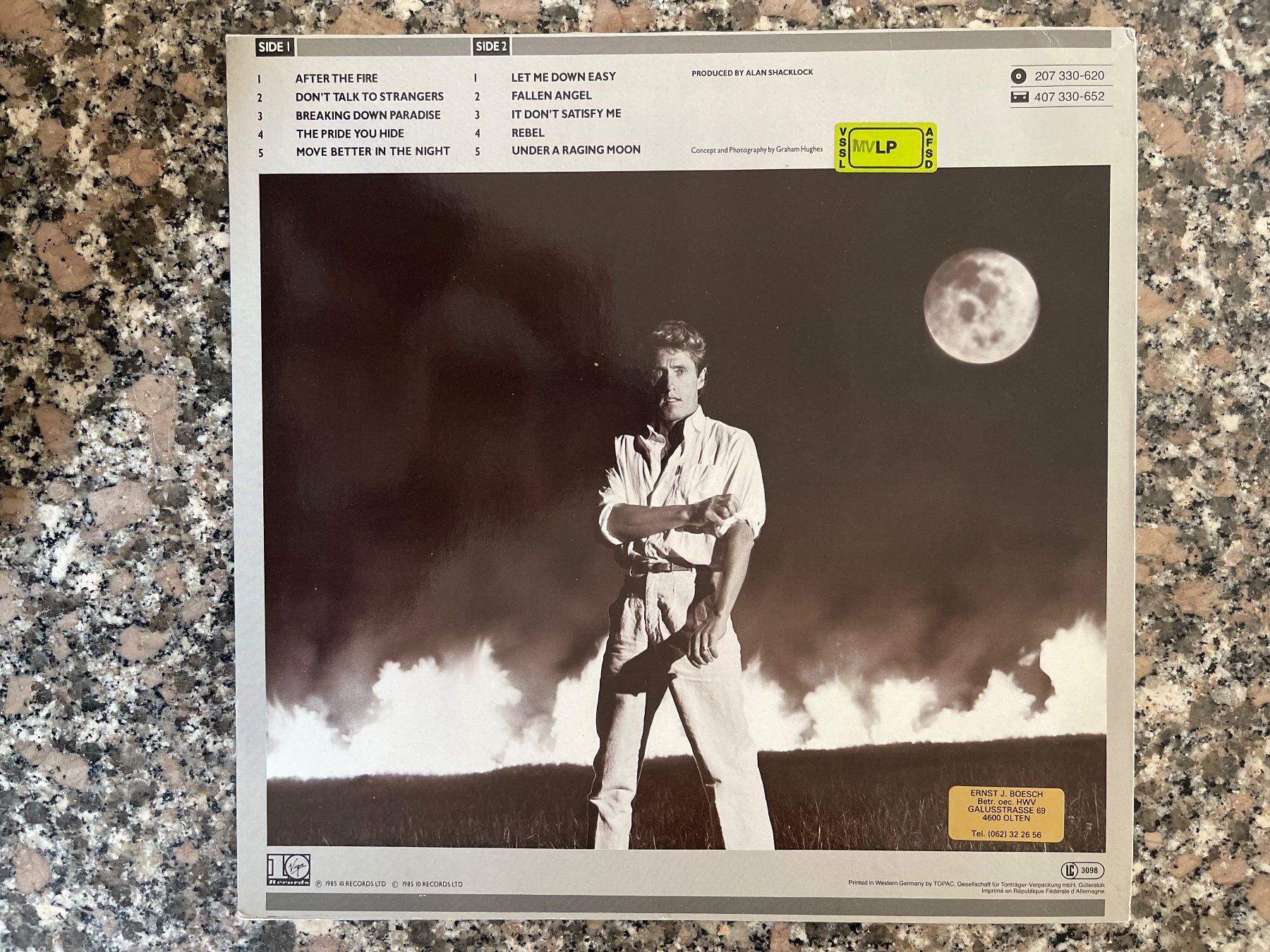 Dischi in vinile: A246/Roger Daltrey - Under A Raging Moon – Usato da Frutigen venduto da Philippe_jsp 1
