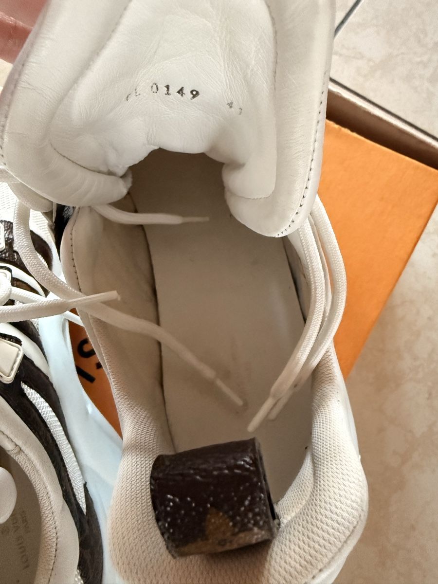 Louis Vuitton Chaussures femmes: Louis Vuitton – D'occasion à Vétroz par cais 3
