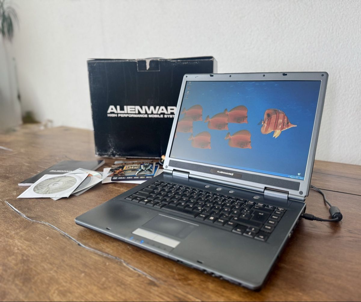 Alienware Notebooks: Alienware Area-51m Retro Gaming Laptop Ab 1.- – Gebraucht aus Winterthur von cashconverter 3