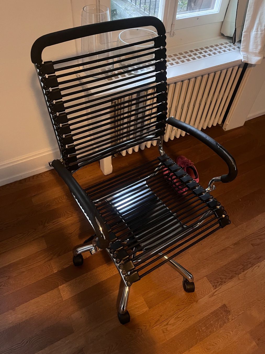 Chaises: EQ3 Bürostuhl – D'occasion à Erlenbach ZH par sch_vzb6 1