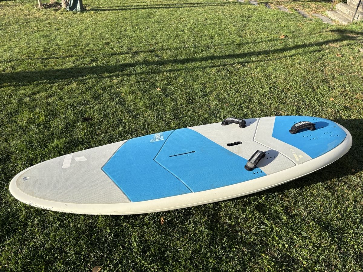 Planches de surf: Windsurfboard BIC Techno blau – D'occasion à Biel/Bienne par schnl