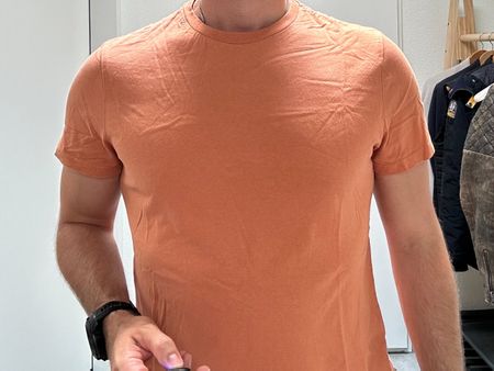 Herren T-Shirt in Apricot/Orange – Basic Slim Fit