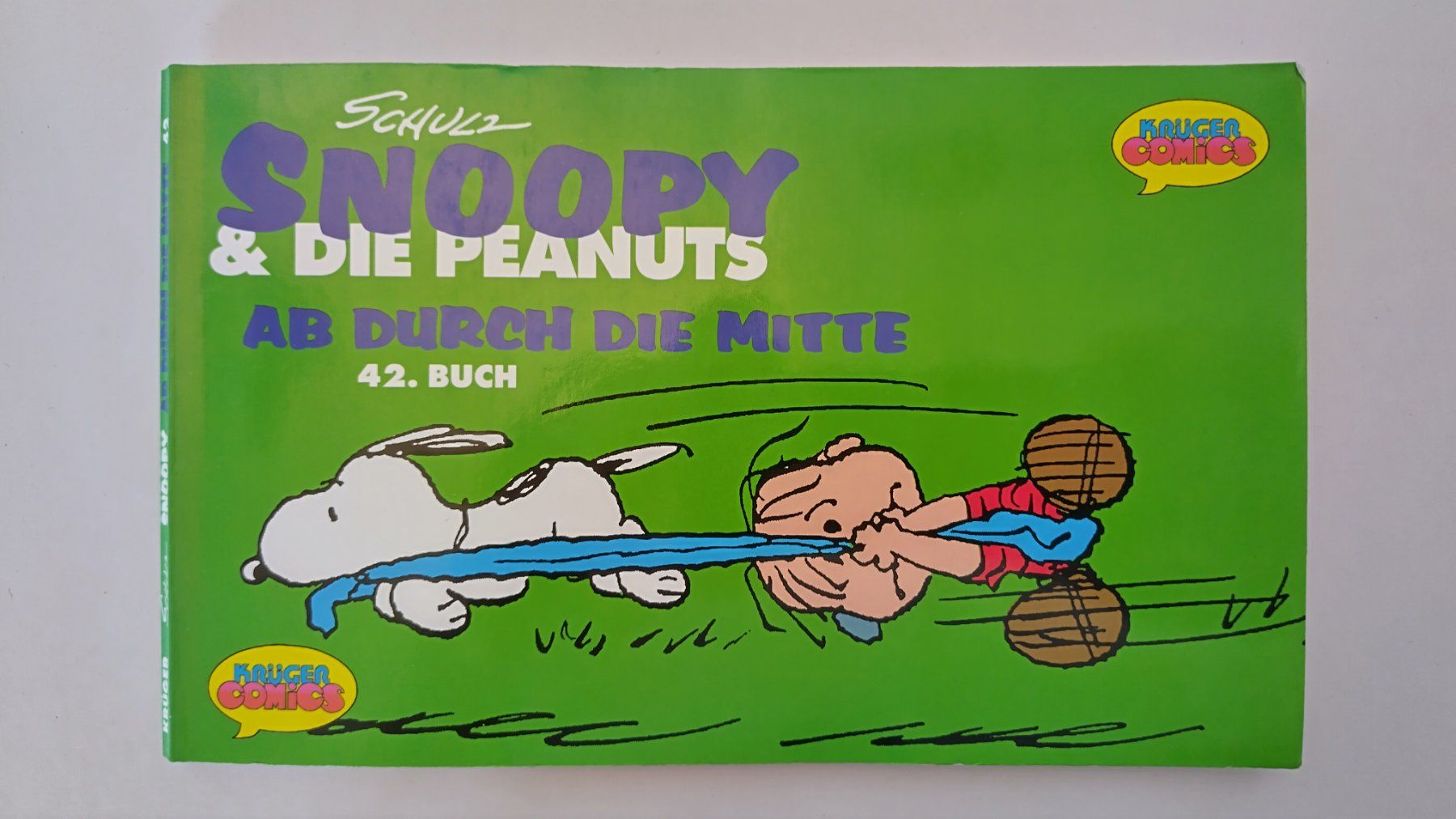 Comics: Snoopy - Ab durch die Mitte / Das 42. Buch / Taschenbuch – Gebraucht aus Bellach von JingleJerry