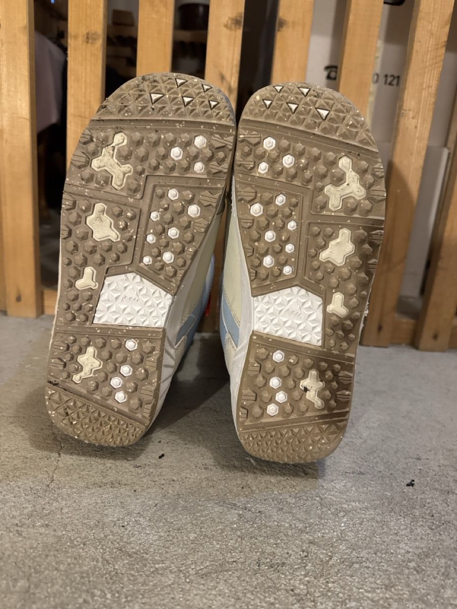 Burton Scarpe da uomo: Snowboardschuhe Gr. 42,5, BOA Boots – Usato da Schliern b. Köniz venduto da amo_lln9 4