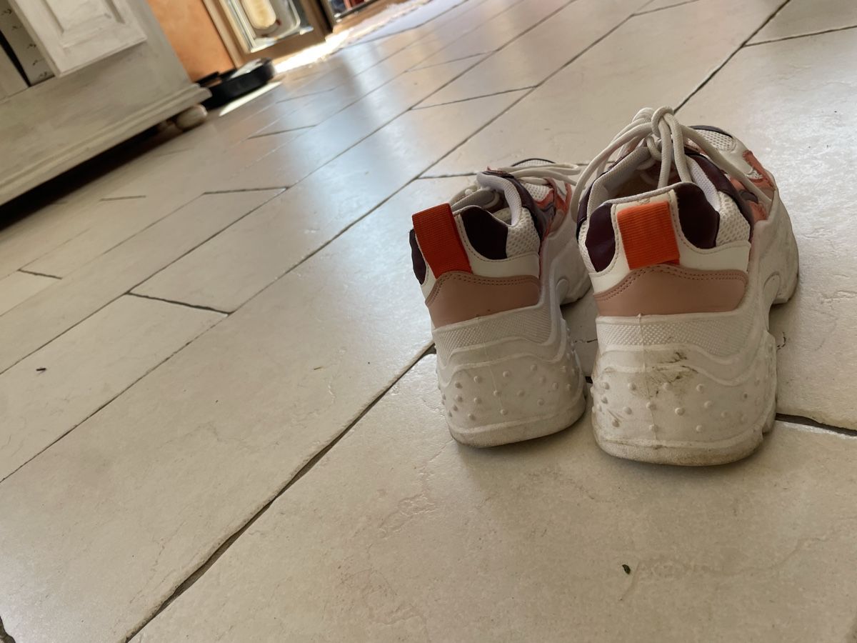 Scarpe da donna: Paire de baskets – Usato da Lavigny venduto da Lea_9rxv 1