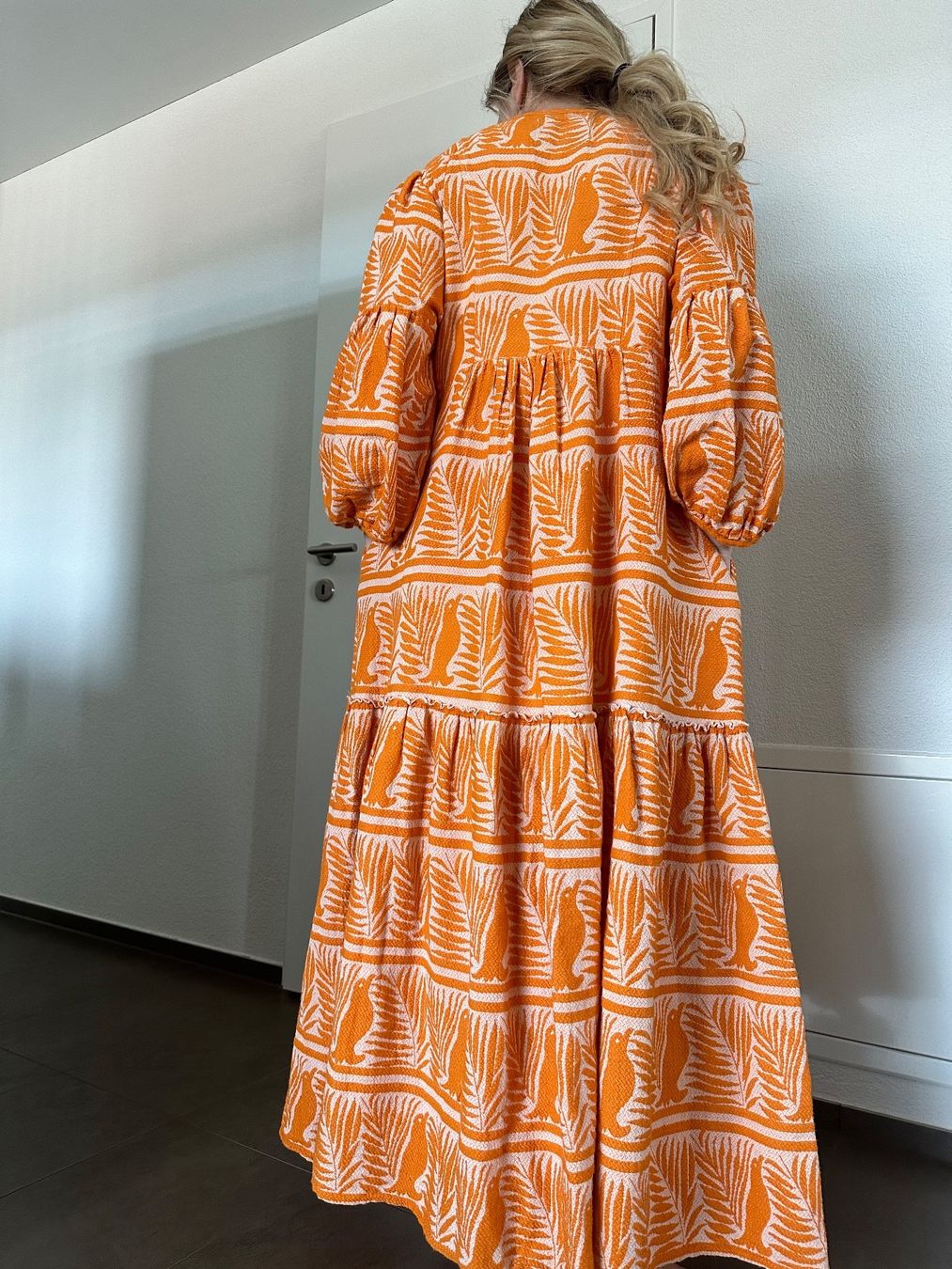 Vestiti: Modische Kleid – Usato da Brüttisellen venduto da St.Zach 1