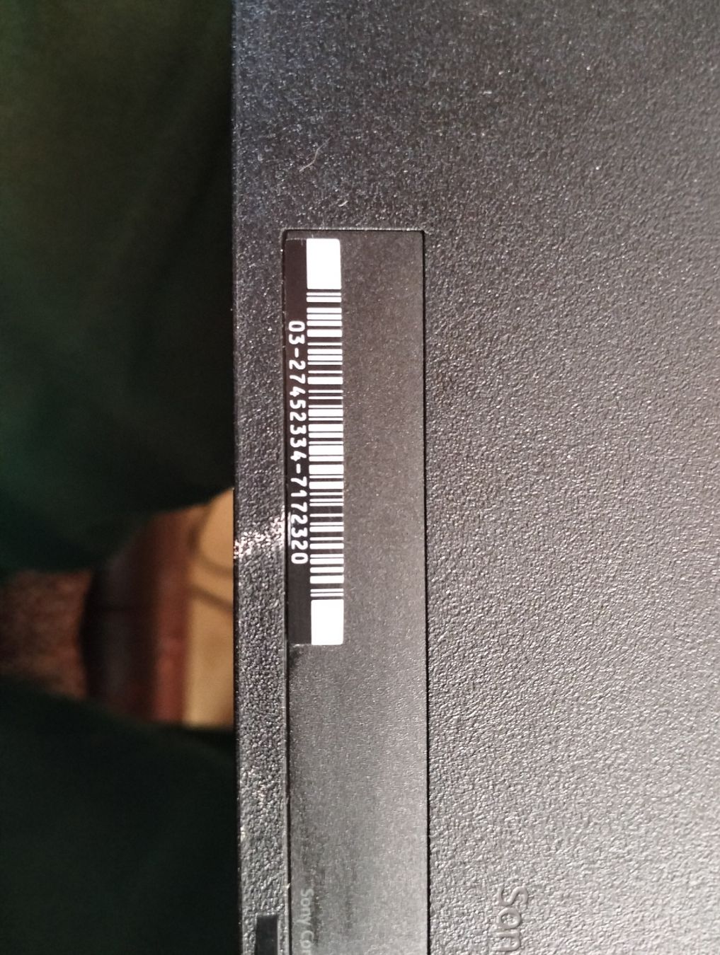 Sony Consoles: Playstation 4 mit 2 Kontroller und 6 Spiele – D'occasion à Ossingen par Challenger74 2