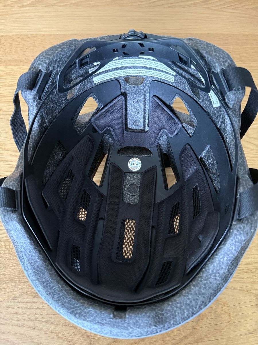 Bell Helme: Bell Fahrradhelm, Grösse M, Grau – Gebraucht aus Zürich von helloJJ 3