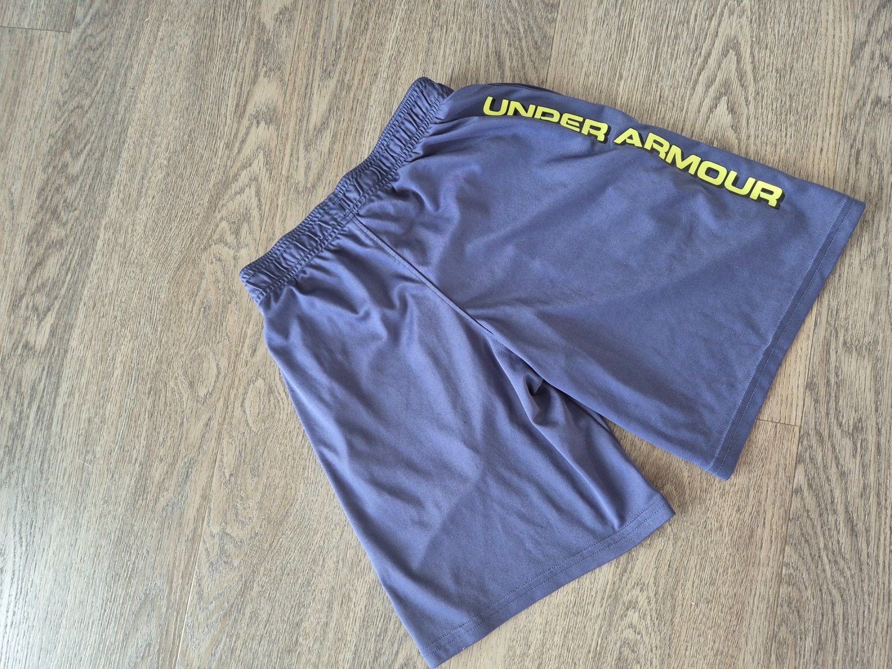 Under Armour : Under Armour Turnshorts 140 – Usato da Eglisau venduto da nicij79 1