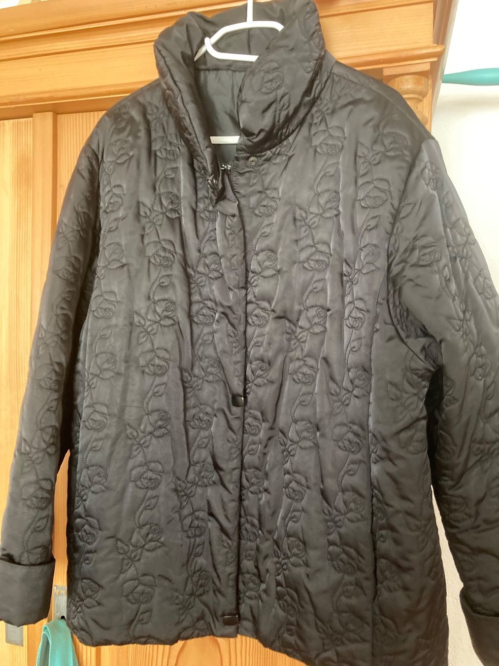 Giacche: Wunderbare Steppjacke 42/44 schwarz – Usato da Schaffhausen venduto da christamawe 1