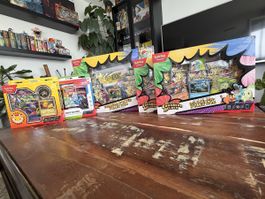 Pokémon Kollektion Bundle – Pokémon Day 2026 / Erste Partner