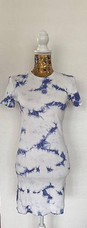 Kleid