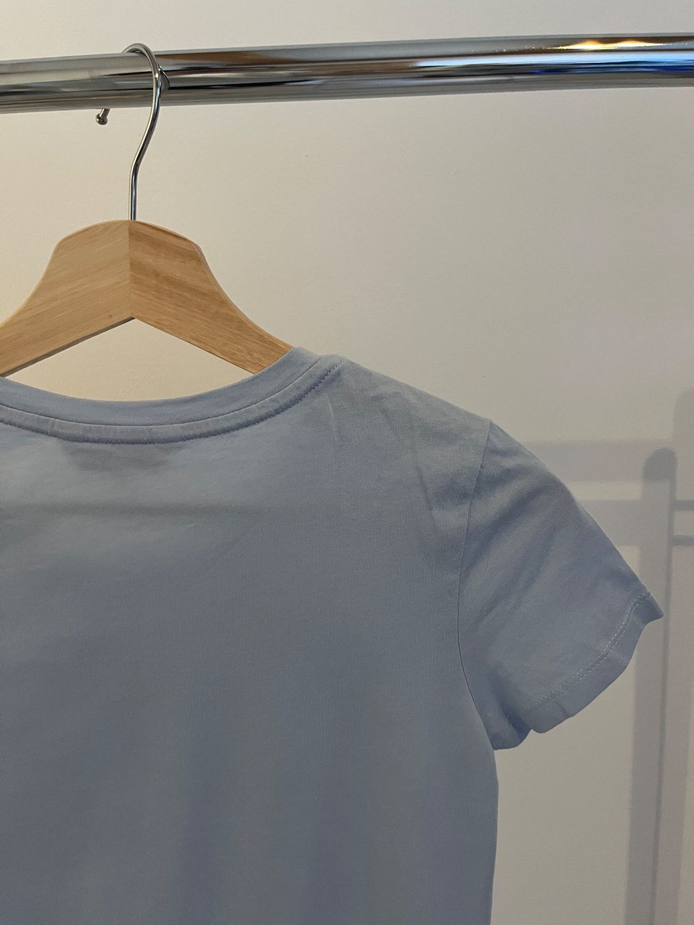 Tommy Hilfiger T-shirt: T-Shirt bleu, Tommy Hilfiger – Usato da Savagnier venduto da taianab 4