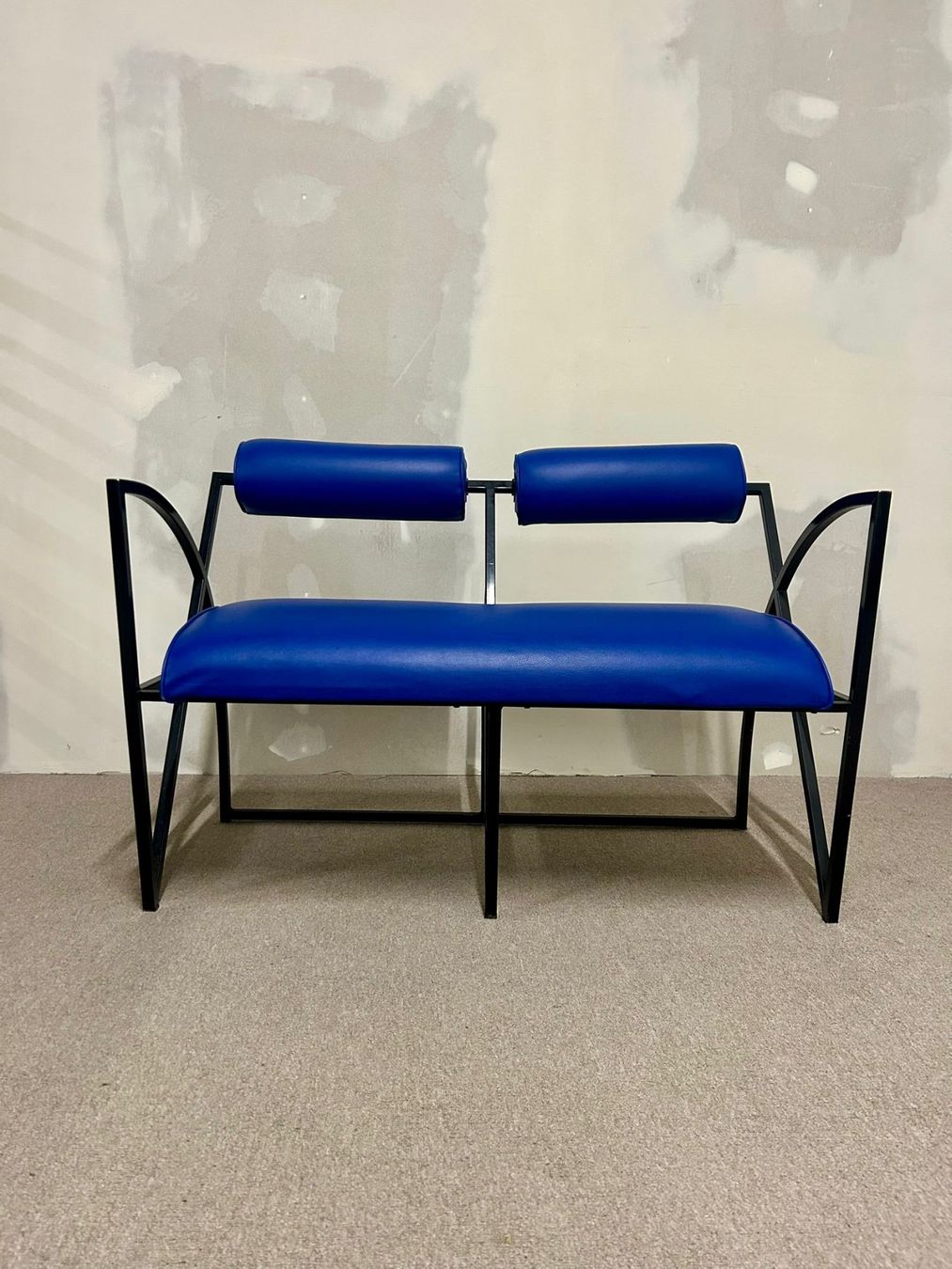 Divani: Blaue Designer Couch, Sofa, Bank 2-plätzig, Metallgestell – Usato da Rickenbach ZH venduto da Insider-Boerse 4