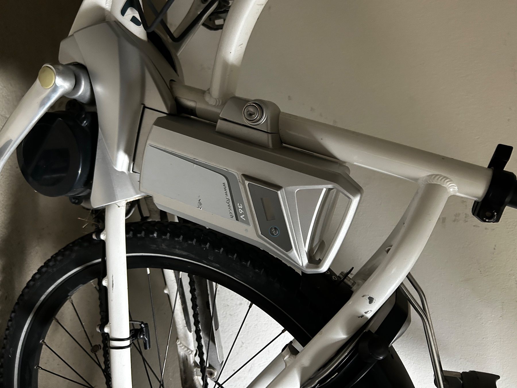 Flyer Vélos: Vélo électrique  Flyer – D'occasion à Malleray par jul_cpf9 2