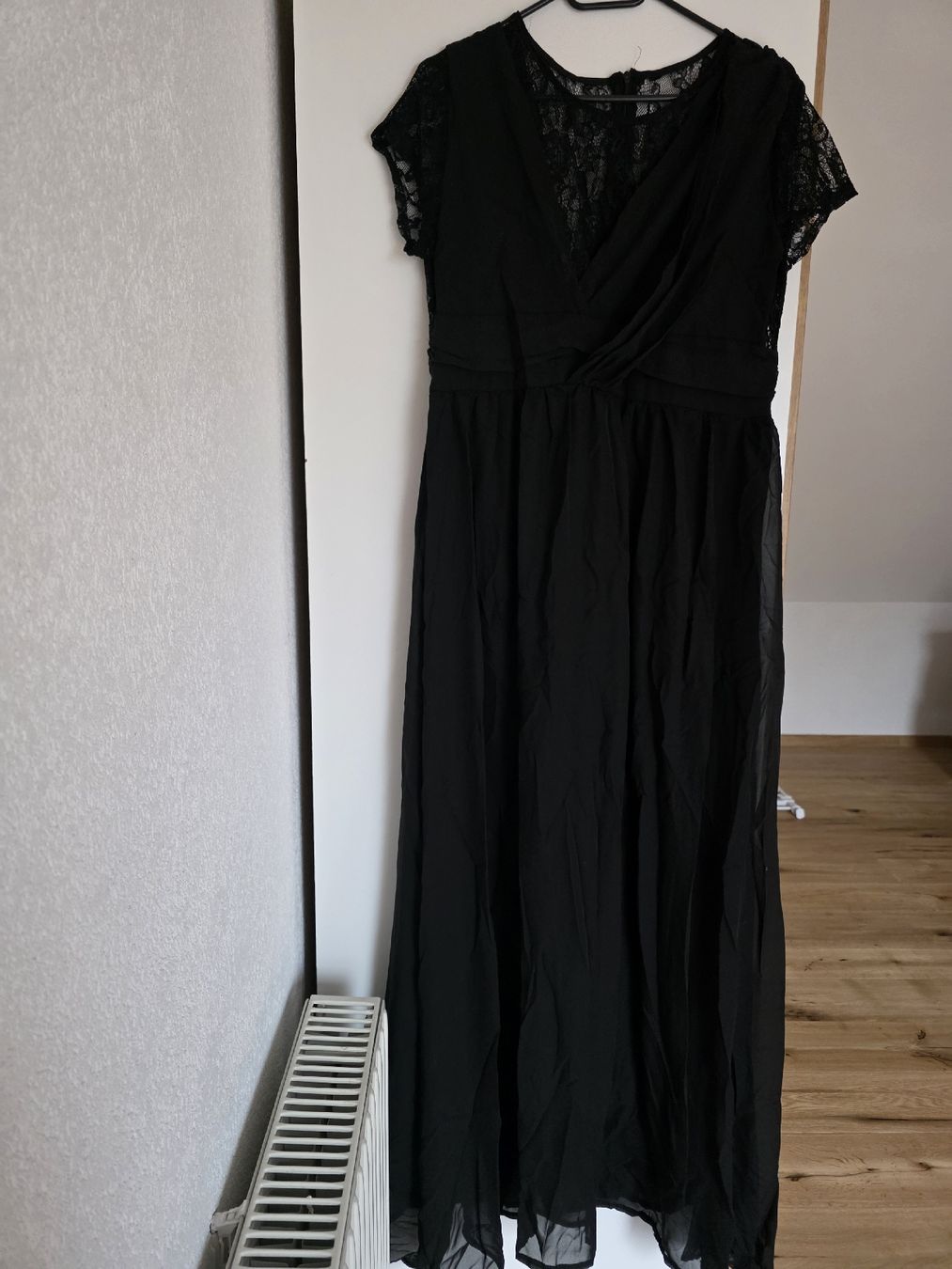 Vestiti: Schwarzes Sommerkleid mit Spitze, Gr. M /L – Nuovo (secondo la descrizione) da Toffen venduto da ver_x68f