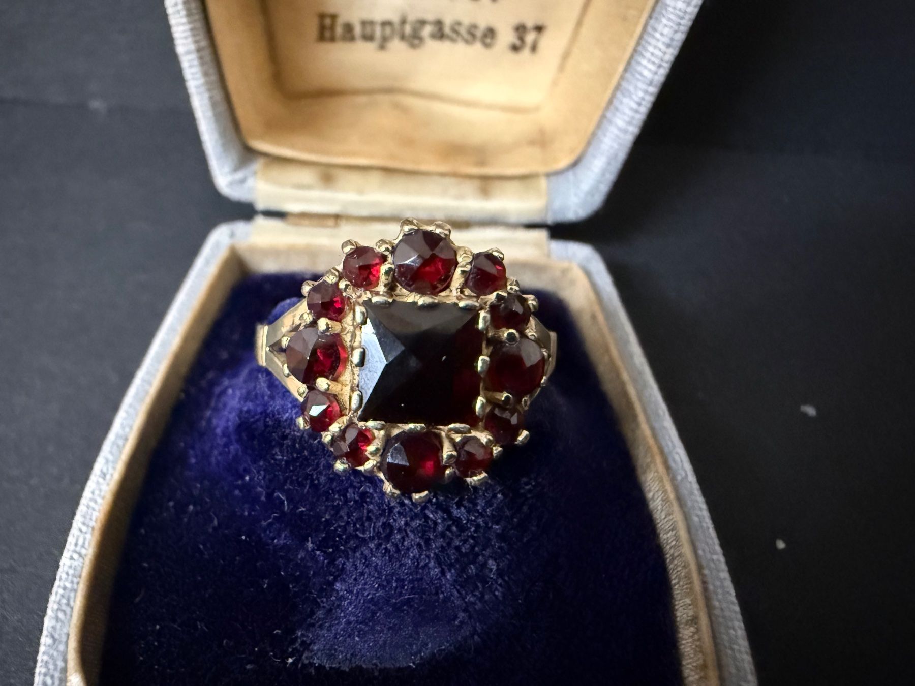 Anelli: Antiker Silber Ring mit Böhmische Granaten 900 – Usato da Spiegel b. Bern venduto da Rogger72 1