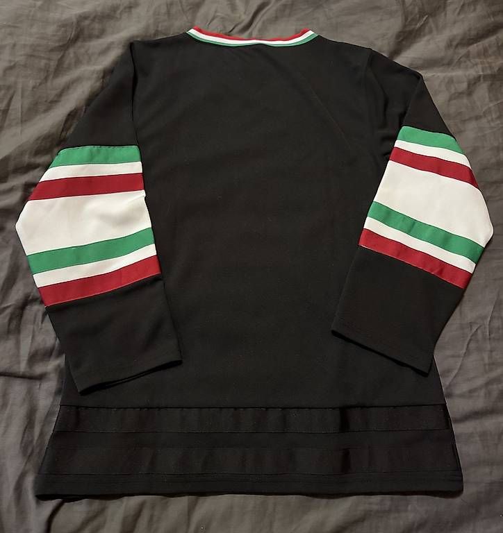 Canottiere & Pantaloni: MAGLIA AC MILAN PUMA – Usato da Gnosca venduto da Jay.Kay 1