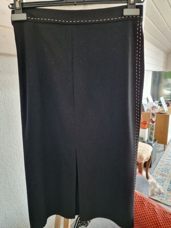 jupe droite sandro  femme  bonne état