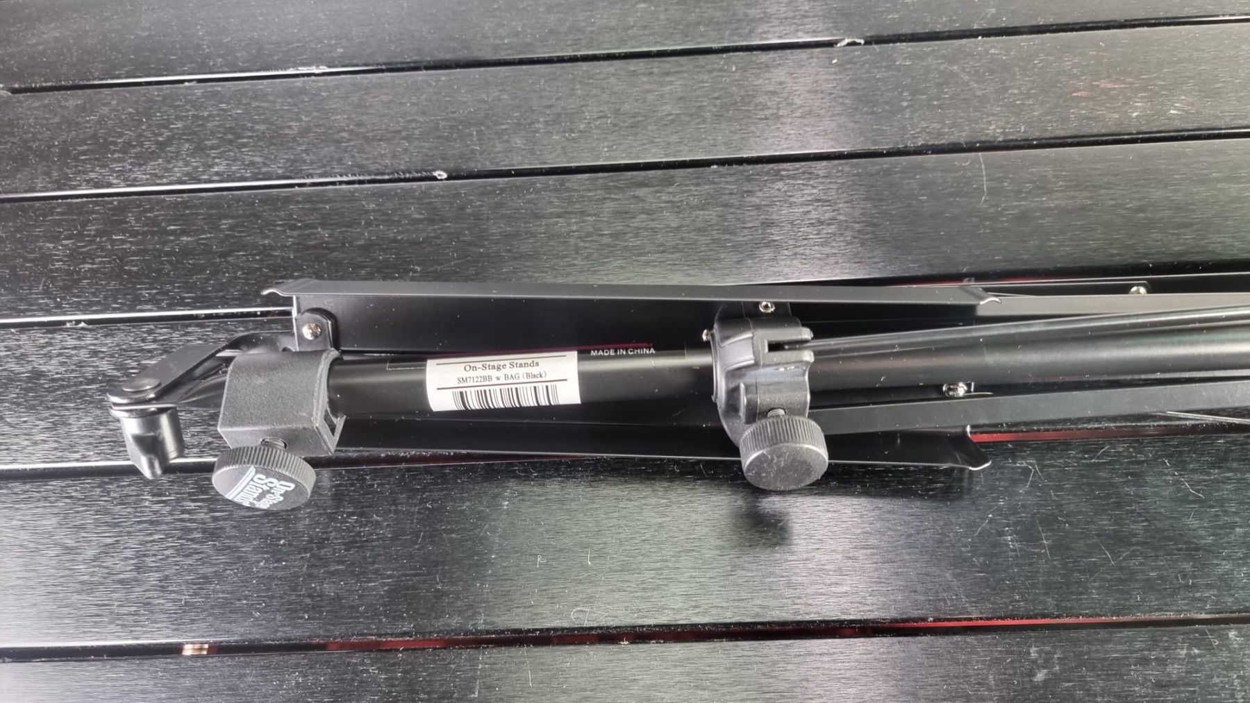Supporti per strumenti musicali & leggii: Open Stage Stands SM7122BB Notenständer – Usato da Tafers venduto da JP911 4